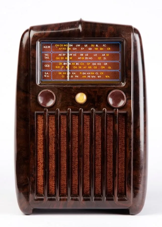 Filatelia y Radio (3). Centenario Radio  Pública Australia