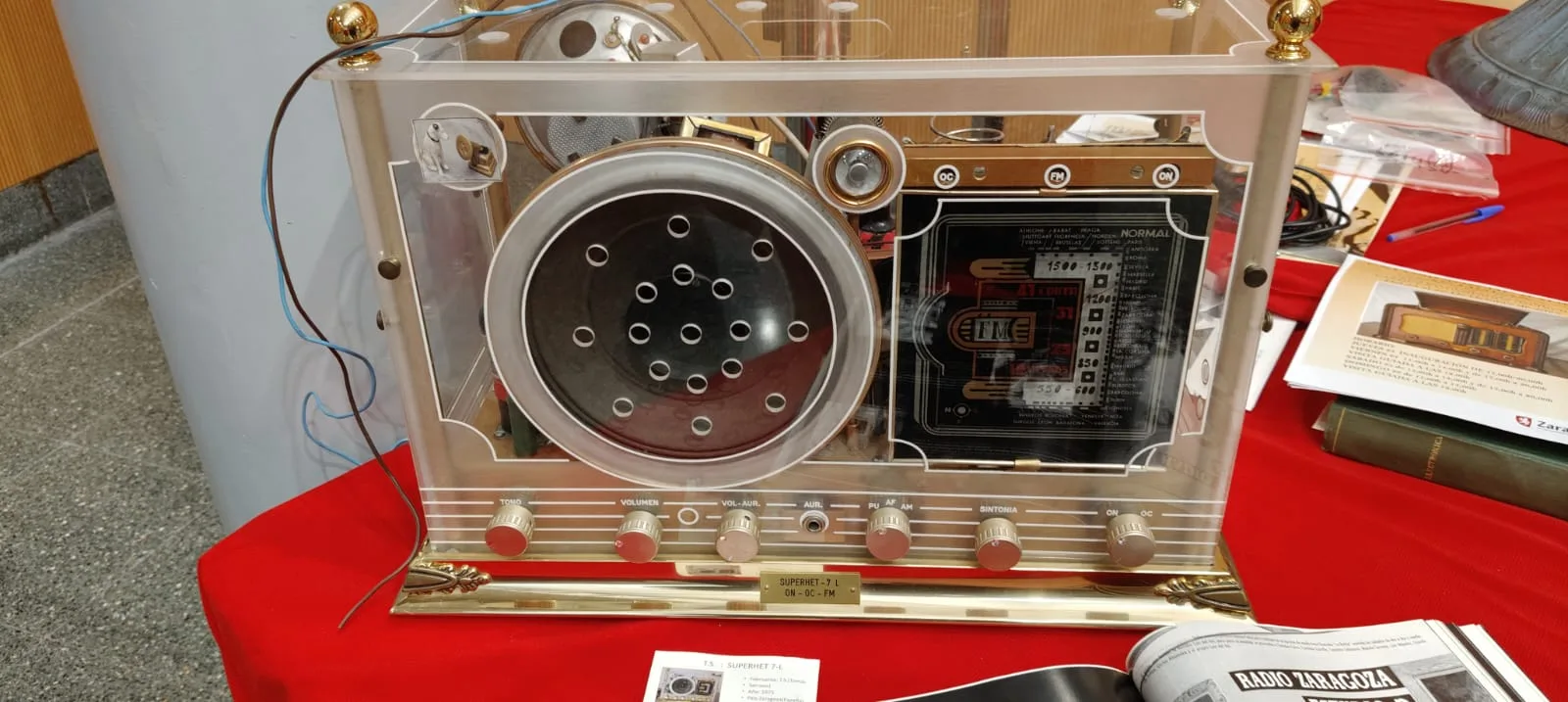Visitamos la exposición de radios antiguas de Zaragoza